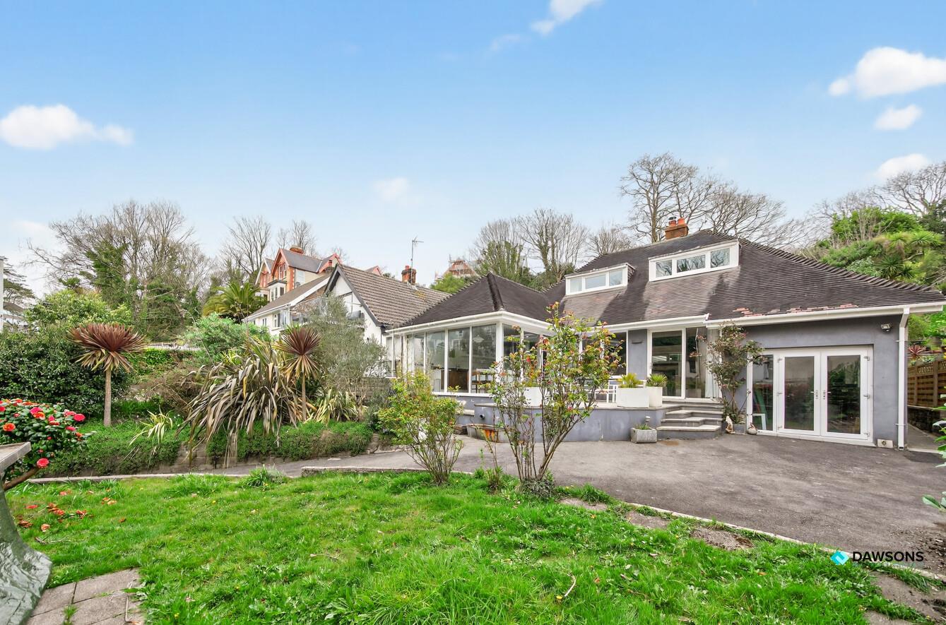 Rotherslade Road, Langland, Swansea, SA3 4QW